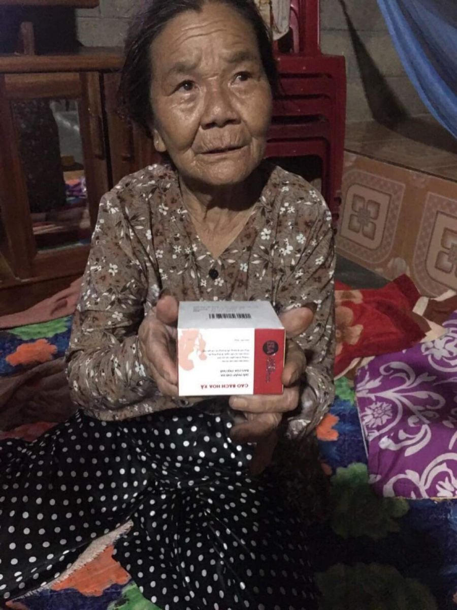 Cao bạch hoa xà, hướng về miền Trung, BA12Days Cosmetics