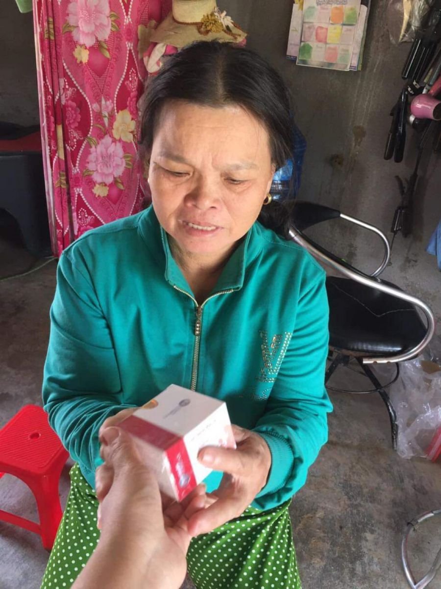 Cao bạch hoa xà, Hướng về miền Trung, BA12Days Cosmetics