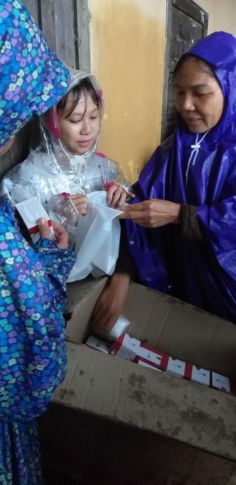 Cao bạch hoa xà, Hướng về miền Trung, BA12Days Cosmetics